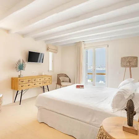 Veneta & Mykonos Town